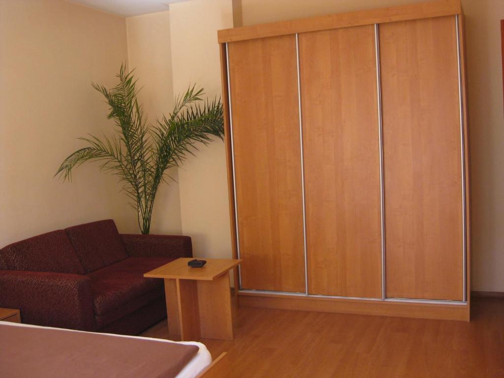 Family Hotel Veronika 代温 客房 照片
