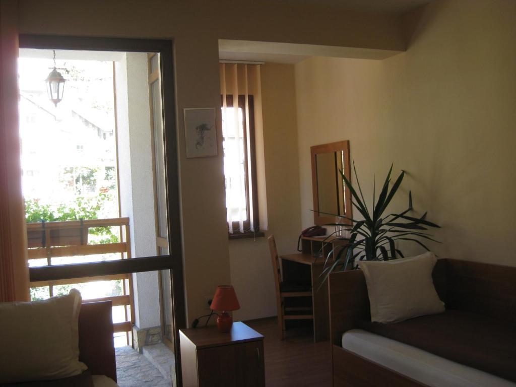 Family Hotel Veronika 代温 客房 照片