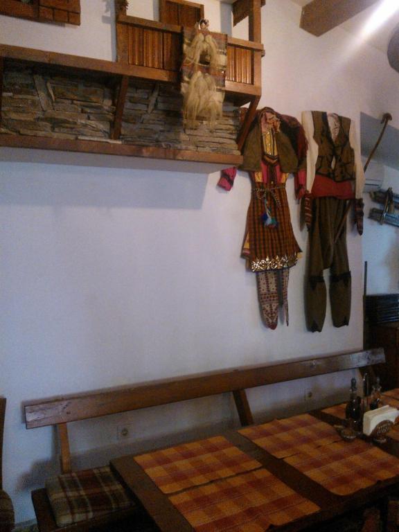Family Hotel Veronika 代温 外观 照片
